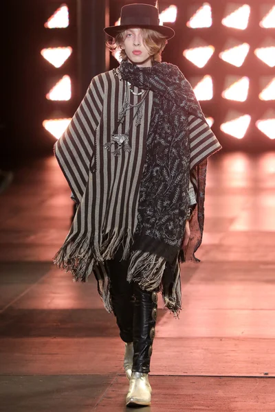 Look 42